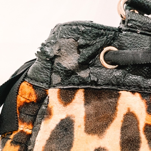 Juicy Couture Mini Day Dreamer Purse Velour Cheetah - Picture 6 of 13